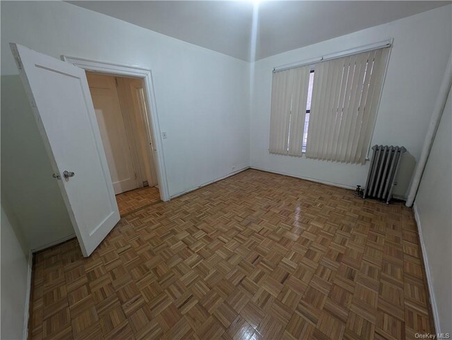 Building Photo - 2187 Holland Ave