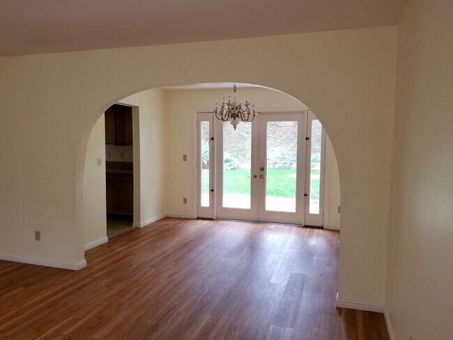 Foto del edificio - 5977 Agee St