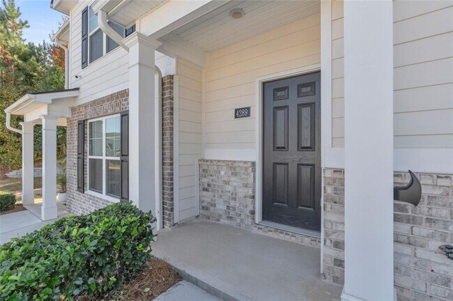 Building Photo - 4289 Arcadia Dr