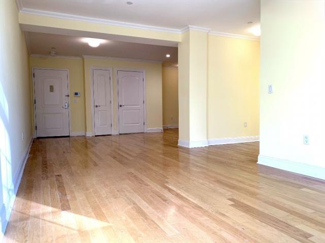 Foto del edificio - 2 bedroom in Queens NY 11415