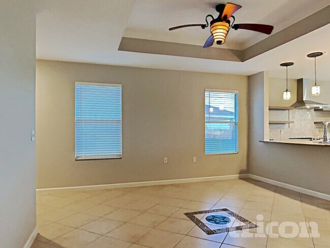 Foto del edificio - 12305 Paloma Blanca Way