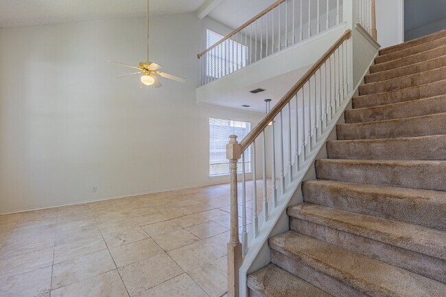 Building Photo - 14215 Spotted Cedar