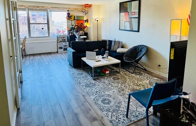 Foto del edificio - 225 St Pauls Ave