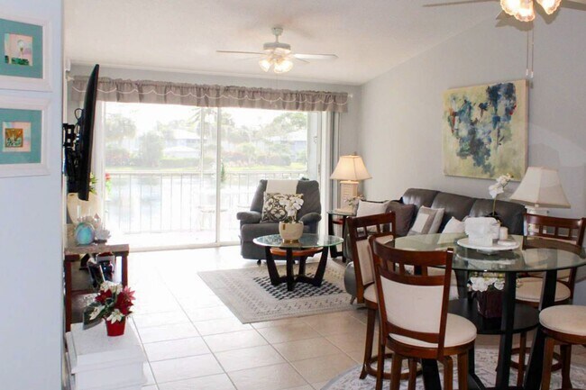 Foto del edificio - ***BERKSHIRE LAKES***NEW REMODELED MASTER ...