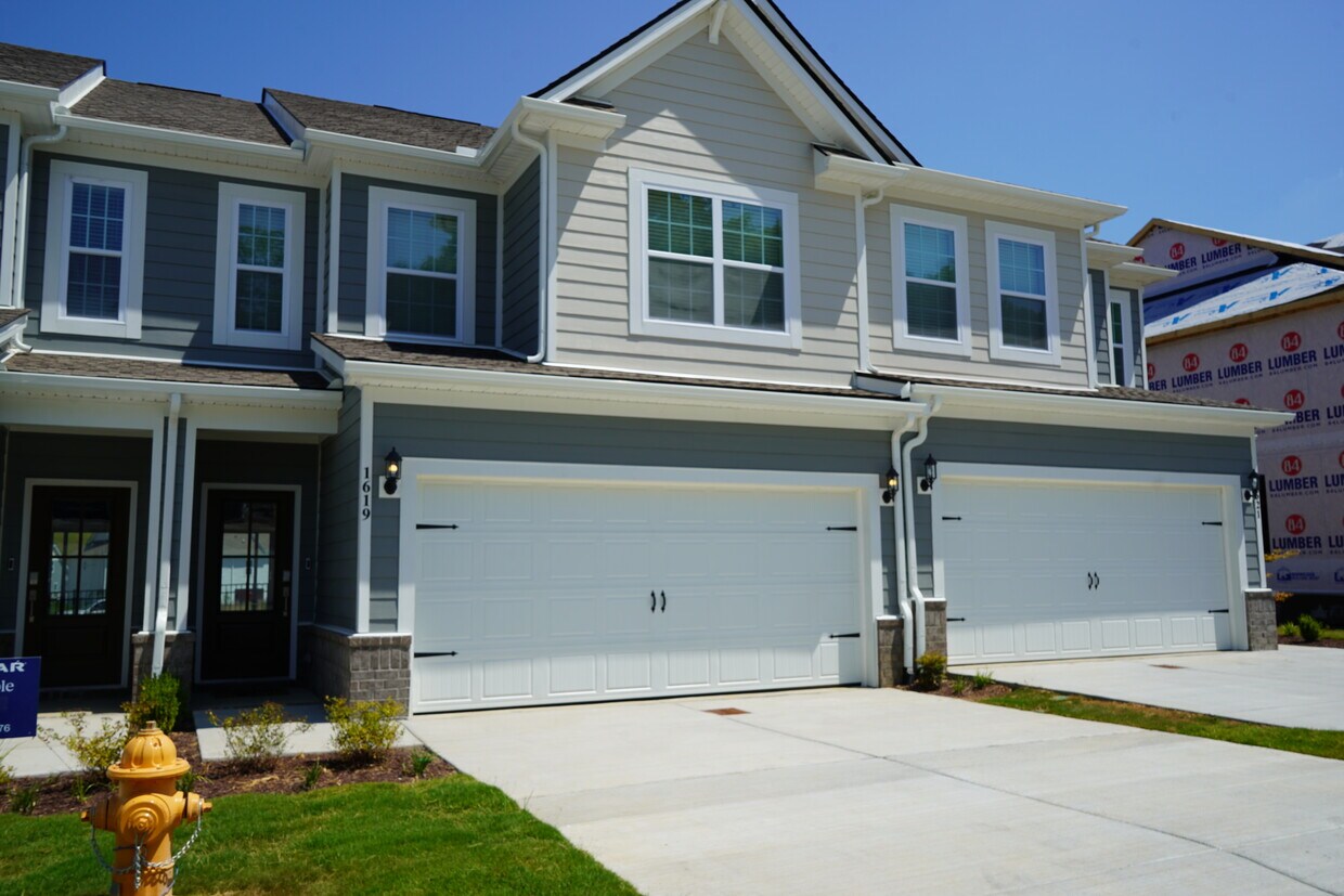 Foto principal - 1619 Manuka Ln