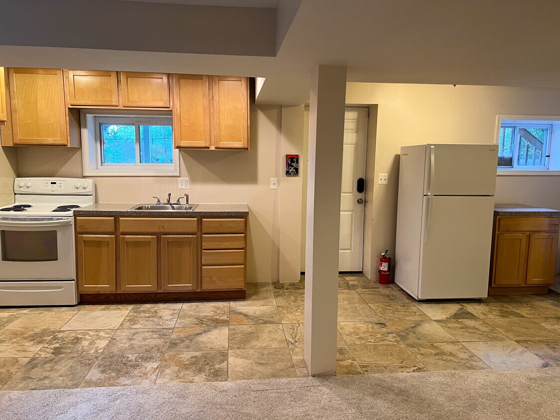 Kitchen - 3409 Eastern Ave