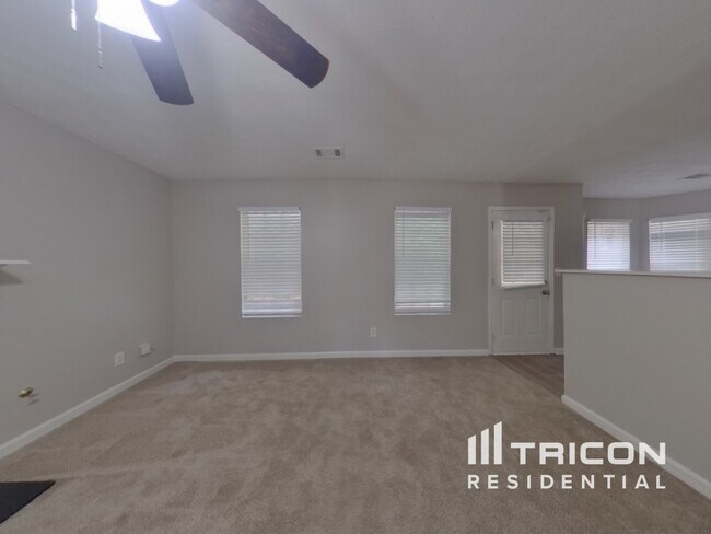 Foto del edificio - 739 Pennybrook Ln