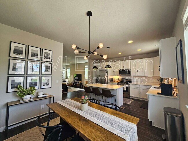 Foto del edificio - 2418 S Troy Ct