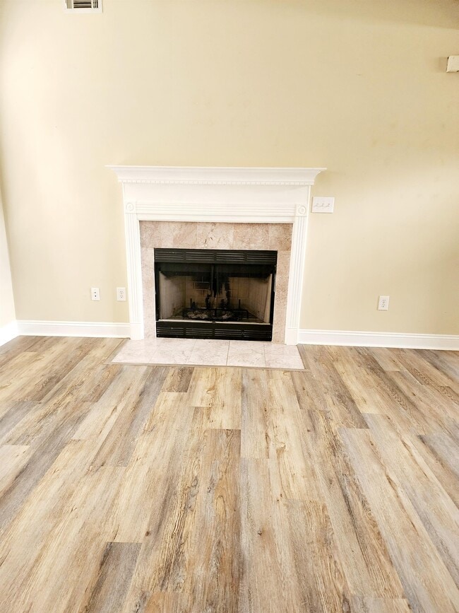 Foto del edificio - 110 Old Mill Ct