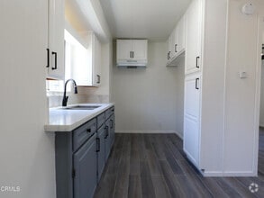 Building Photo - 5359 Navarro St