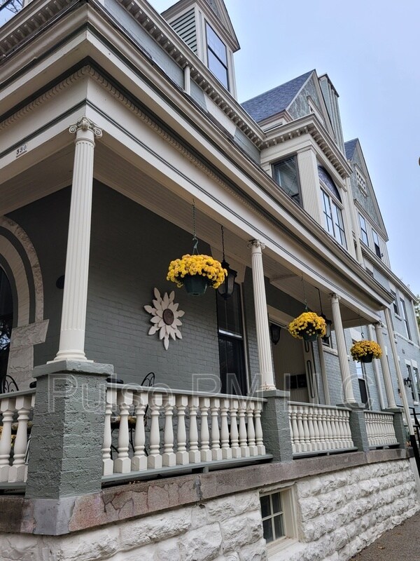 Foto del edificio - 530 Garrard St