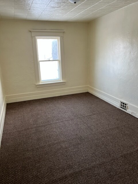 Building Photo - 414 Sunnyside Ave