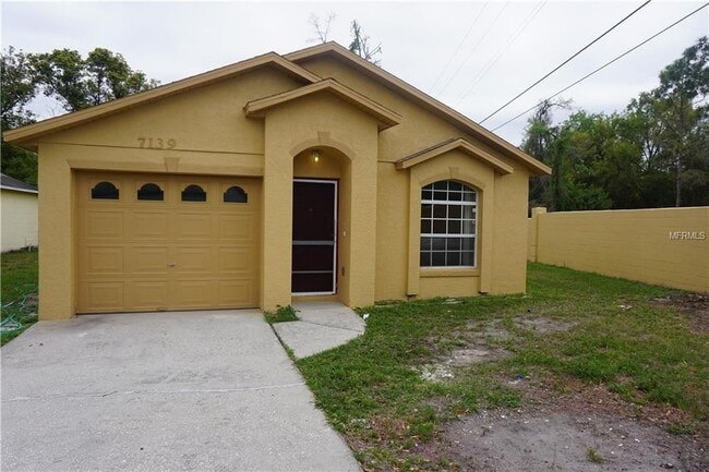 Photo - 7139 Edgewater Shores Ct House