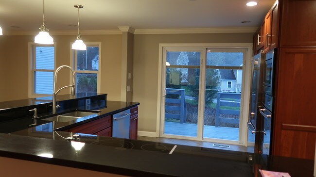 Building Photo - 31 Southgate Dr