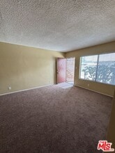 Building Photo - 6015 10th Ave