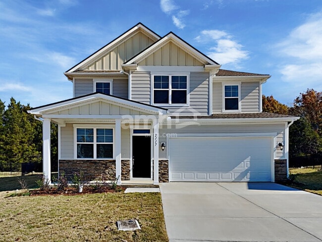 Building Photo - 2117 Overlake Cir