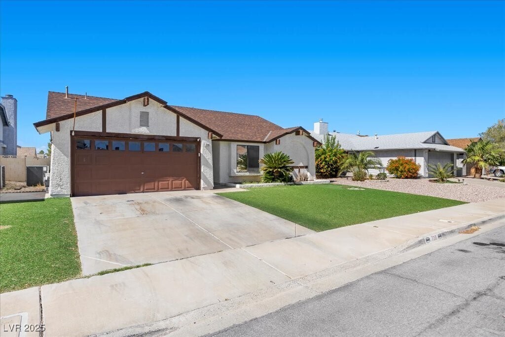 Foto principal - 720 Skipjack Dr
