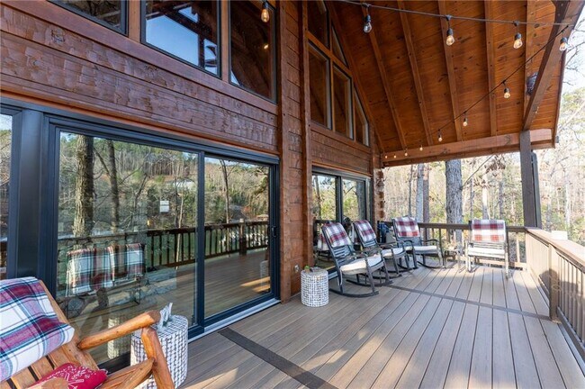 Foto del edificio - 105 Cedar Cove