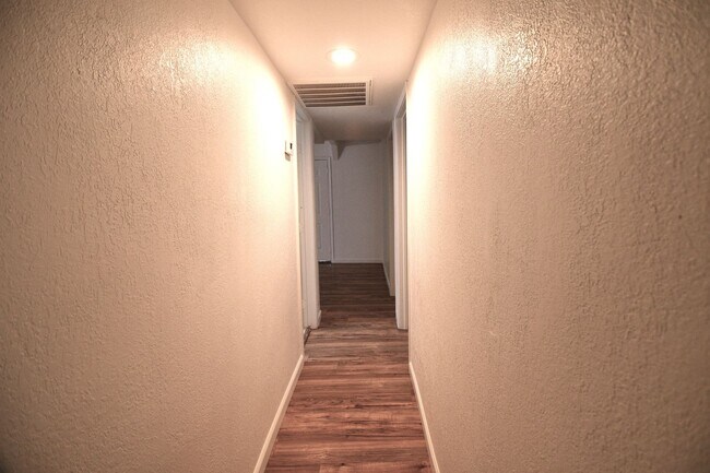 Foto del edificio - 3107 W Granada Rd