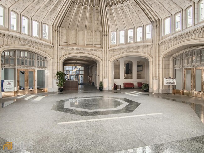 Foto del edificio - 57 Forsyth St NW