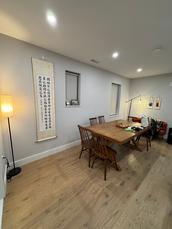 Foto del edificio - 231 Maverick St