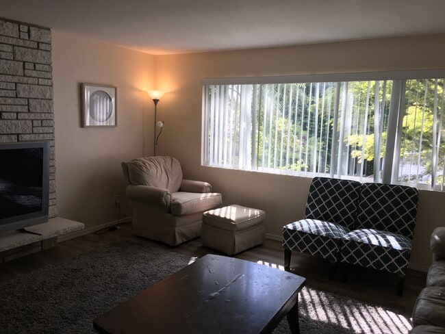 Building Photo - 14018 89th Ave NE