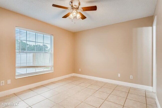 Foto del edificio - 3 br, 2 bath House - 1423 La Paloma Cir UNIT