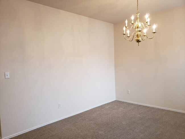Building Photo - 8209 Swan Park Dr