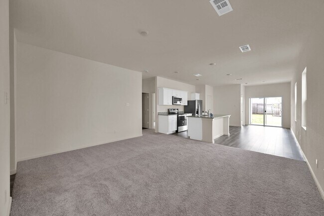 Building Photo - For Lease | 3 Bed, 2 Bath | 1,412 Sq Ft | Chapel Run community|