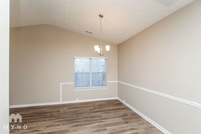 Foto del edificio - 8315 Somerset Way