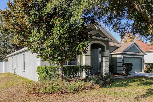 Building Photo - 5235 Greystone Dr