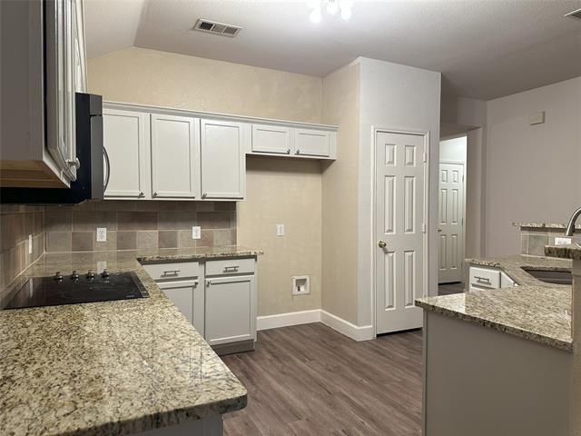 Foto del edificio - 3208 Avery Ln