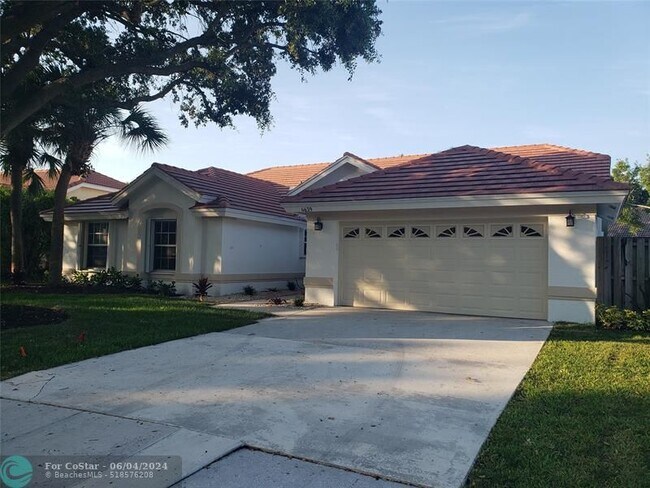 Building Photo - 6639 Hatteras Dr