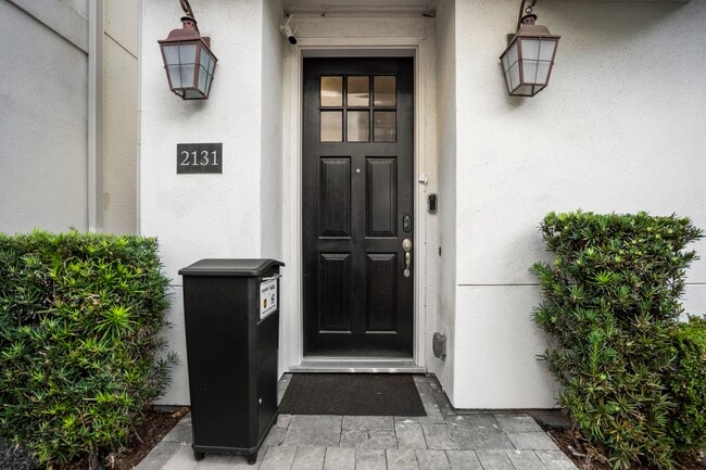 Building Photo - 2131 McIlhenny St