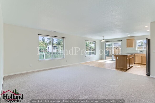 Building Photo - Single Level new 4 bedroom home in West Be...