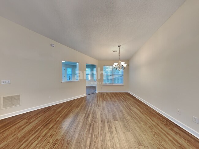 Foto del edificio - 4098 Amberly Court