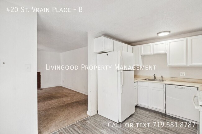 Building Photo - 420 St Vrain Pl