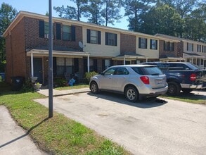 Building Photo - 7698 Hunters Ridge Ln