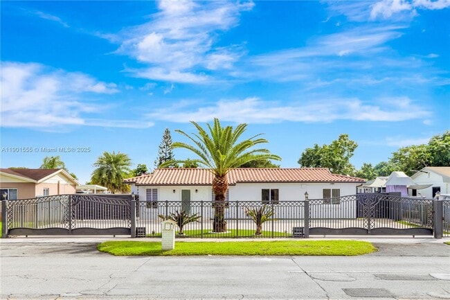 Foto del edificio - 4931 SW 132nd Ave