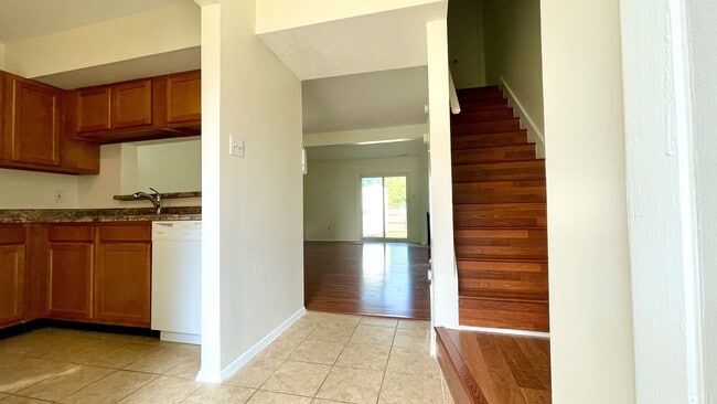 Building Photo - 1433 Sangaree Cir