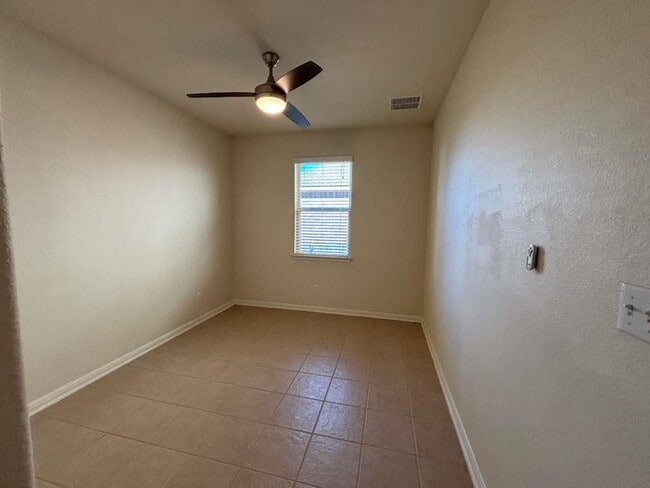 Building Photo - 2925 Scout Pony Dr