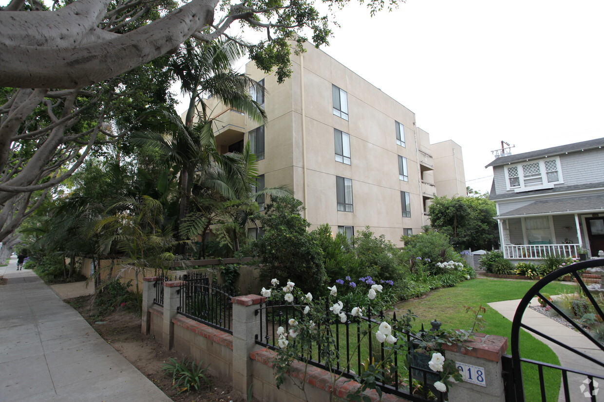 Foto del edificio - Santa Monica Manor