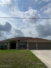 Building Photo - 2310 NW 18th Terrace