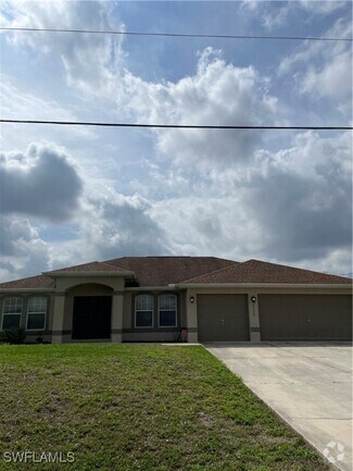 Building Photo - 2310 NW 18th Terrace
