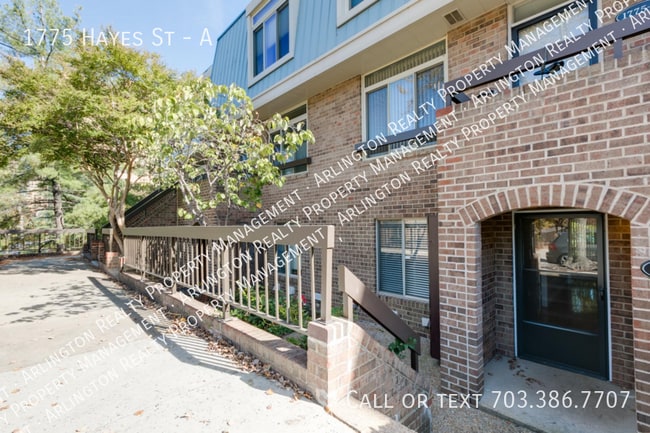 Photo - 1775 S Hayes St Apartment