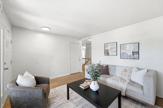 Building Photo - 3687 E Royal Troon Dr
