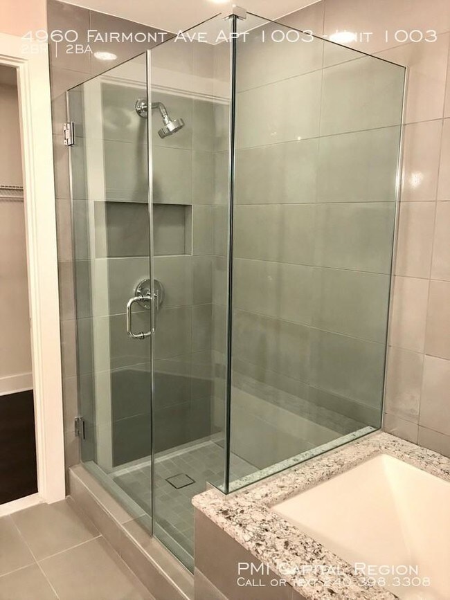 Building Photo - 2 bedroom in Bethesda MD 20814-6280