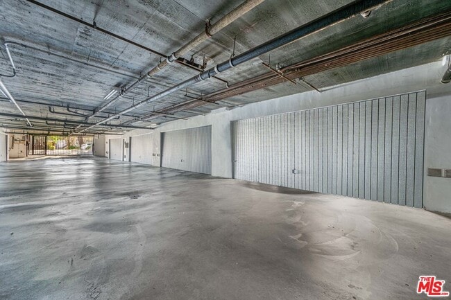Building Photo - 939 15th St