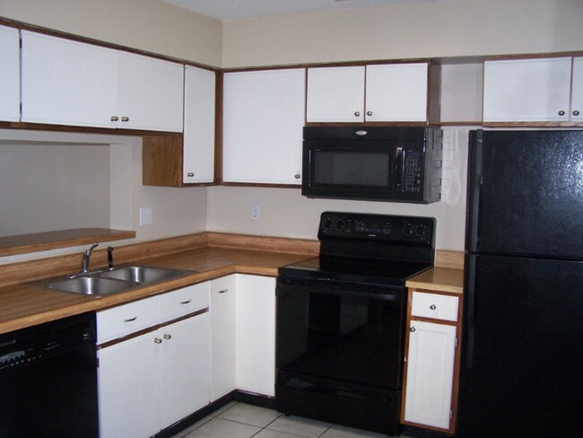 Foto del edificio - 1346 George Edwards Ct