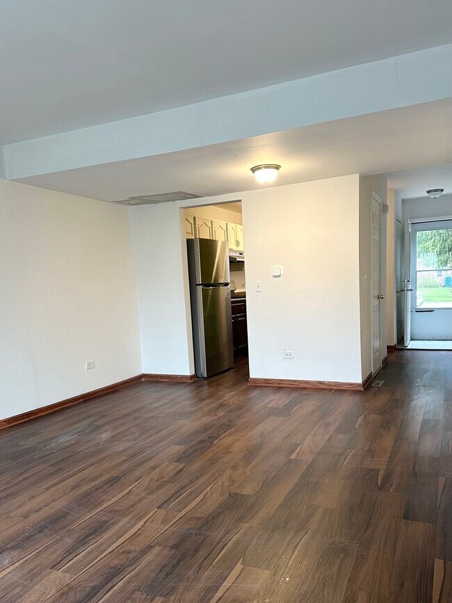 Foto del edificio - 143 S Hale Ave